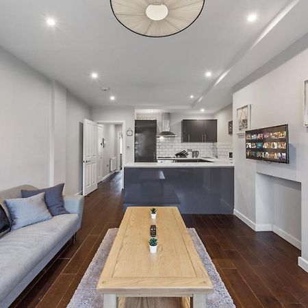 Majestic 4 At Reganway Rw4 Apartment London Bagian luar foto